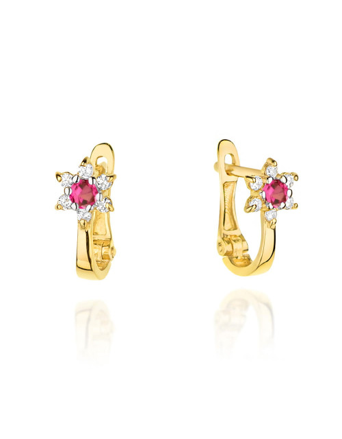 Kolczyki złote kwiatuszki z cyrkoniami i środkiem w kolorze fuksji (Gramatura: 1.01)