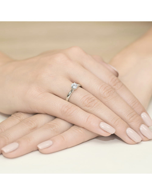 Pierscionek W0074-SZAFIR BIAŁY