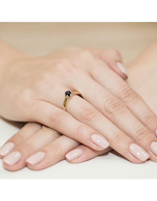 Pierscionek W0222-CZARNY DIAMNET