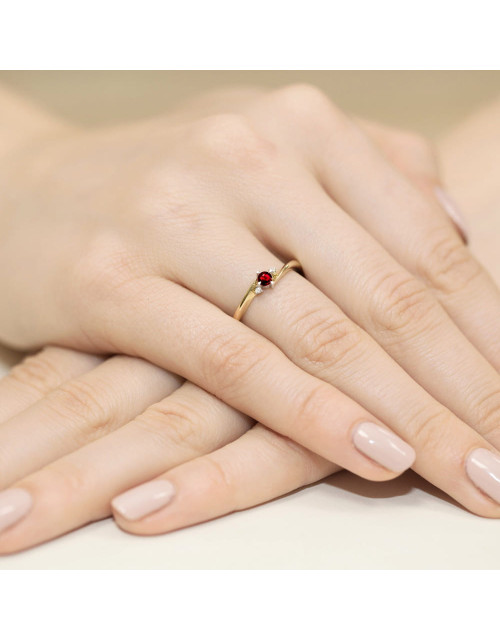 Pierścionek W0346- Rubin 0,15 ct