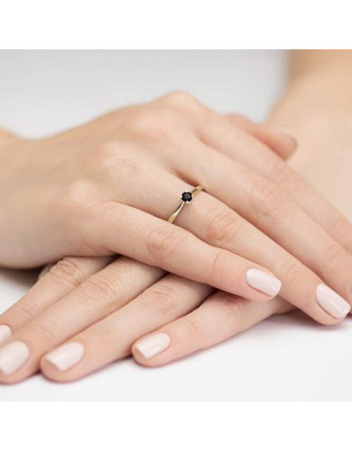 Pierscionek W0335-Czarny brylant 0,20ct