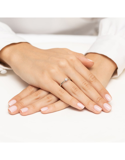 Pierscionek W111-0,15ct