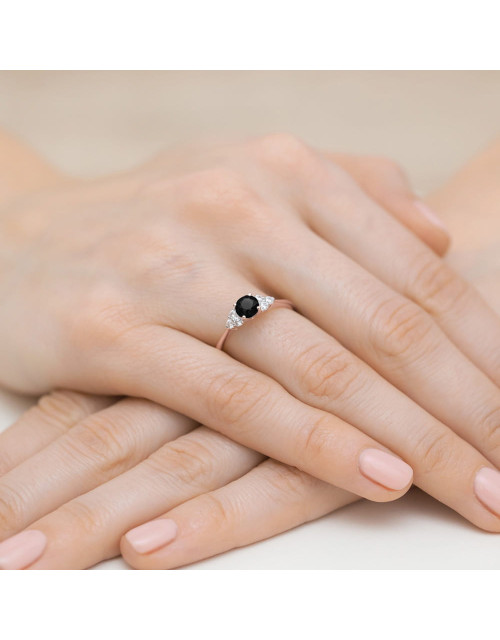 Pierscionek W0451-CZARNY DIAMNET