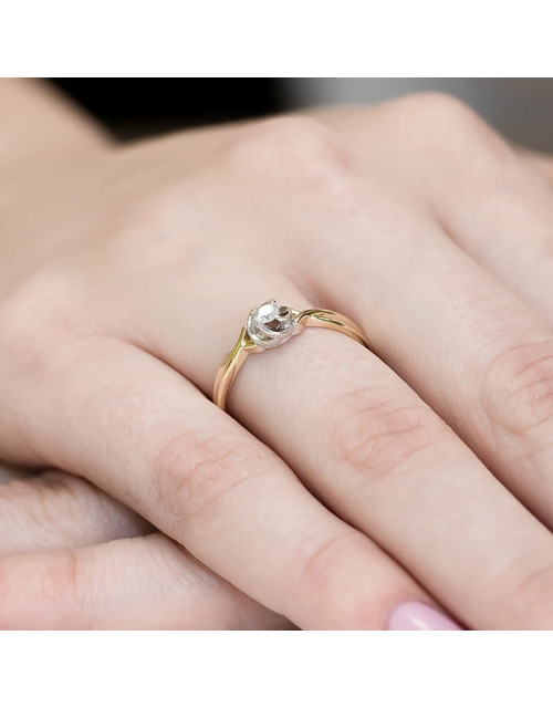 Pierscionek W329-0,10ct