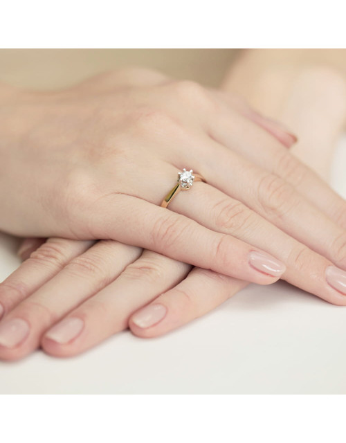 Pierscionek W408-0,25ct